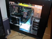 EVGA GTX 580 SCE EUR & USA SLI + Backplates in Blue-Leader SMP 2009 + side panel