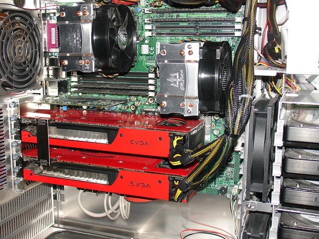 The GTX 295 RE's all cleaned up