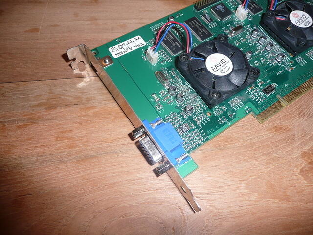 3dfx Voodoo5 5500 AGP 64MB Rev.A 2300 Headshot.JPG