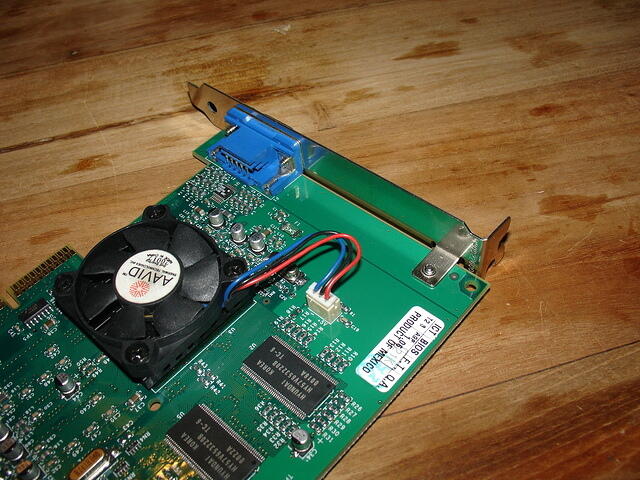 3dfx Voodoo5 5500 AGP 64MB Rev.A 2500 Boxed EUR Headshot c