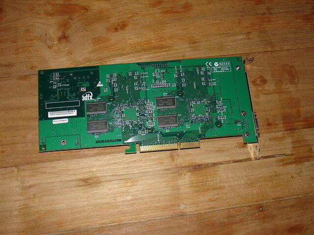 3dfx Voodoo5 5500 AGP 64MB Rev.A 2500 Boxed EUR Rear