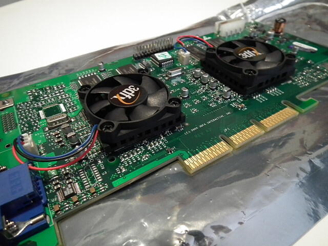 3dfx Voodoo5 5500 AGP x4 64MB Rev.A2 3500 angled