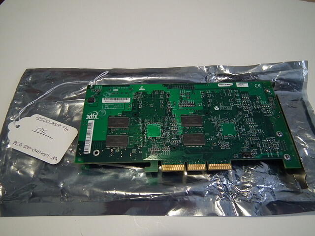 3dfx Voodoo5 5500 AGP x4 64MB Rev.A2 3500 rear