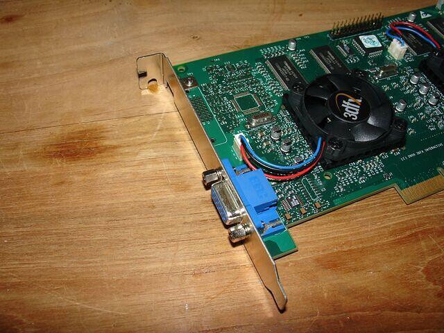 3dfx Voodoo5 5500 AGP x4 Rev.A2 3500 headshot