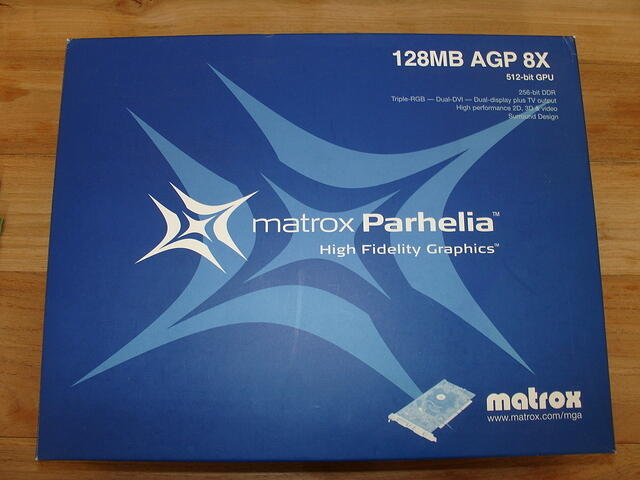 The Matrox Parhelia AGP x4 128MB top Bax Art.JPG