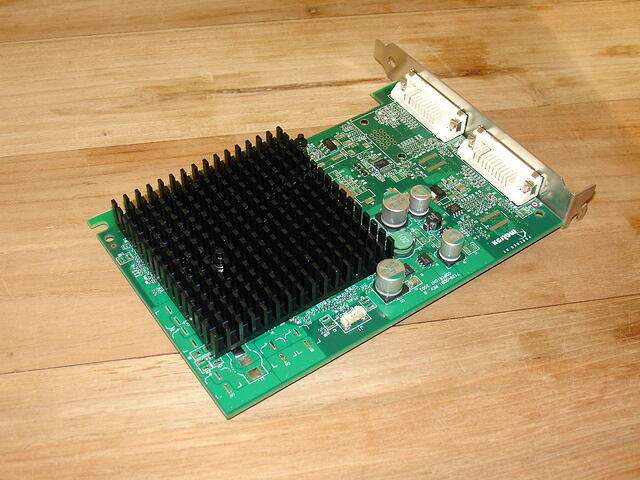 Matrox Millenium P650 Parhelia-LX AGP 64MB 128Bit DDR Rev.B 4505 heatsink