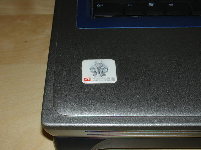 ATi M18 Mobillity Radeon 9800 AGP 256MB 256Bit DDR2 Rev.A1 0510 badge.JPG