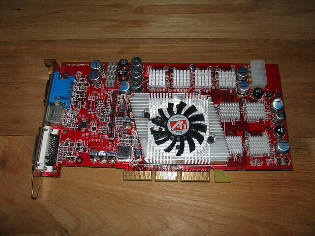 ATi Radeon 9800 Pro AGP 256MB 256Bit DDR2 Rev.A02 0324 Top.JPG