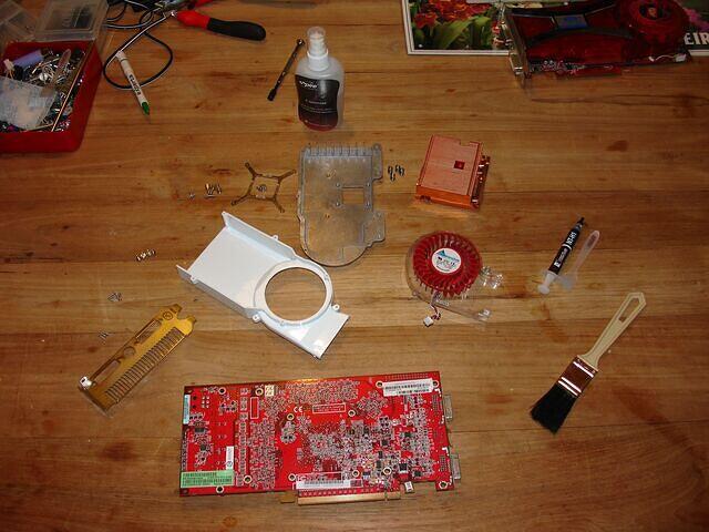 Sapphire X1900 XTX dismantled rear
