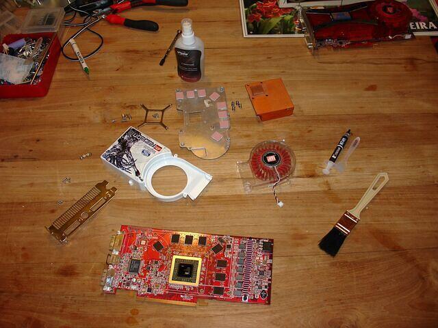 Sapphire X1900 XTX dismantled top