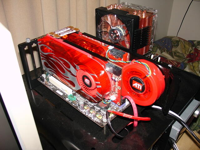 HD 2900 XTX 1GB & HD 2900 XT 1GB CF setup