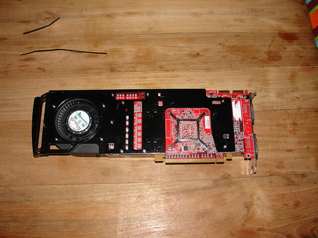 ATi Radeon HD 2900 XTX PCI-E 512MB 512Bit GDDR3 Rev.A01 0639 Engineering Sample rear