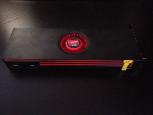 AMD Radeon HD 6990 top side