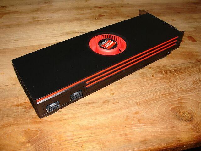 HD 6990 power connectors