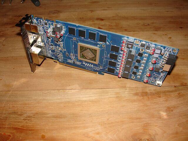 ATi RV870 XT Cypress VPU wood reflection