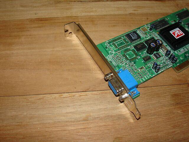 ATi Rage 128 Pro Ultra AGP 32MB 128Bit SDR Rev.A 0246 headshot