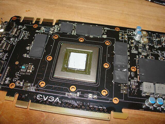 Main card's GK104 reapplied with Noctua NH-1 closeup