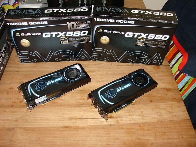 EVGA GTX 580 SCE EUR left USA right