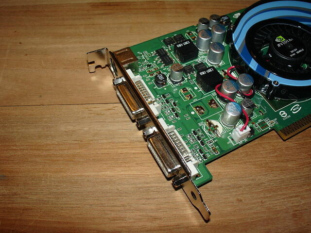 AXLE / NVIDIA GeForce 7950 GT AGP 512MB 256Bit GDDR3 Rev.A2 1022 Evaluation Board headshot