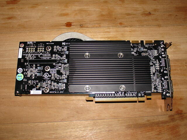 EVGA e-GeForce 8800 Ultra Super Clocked Edition PCI-E 768MB 384Bit GDDR3 Rev.A3 1107 rear