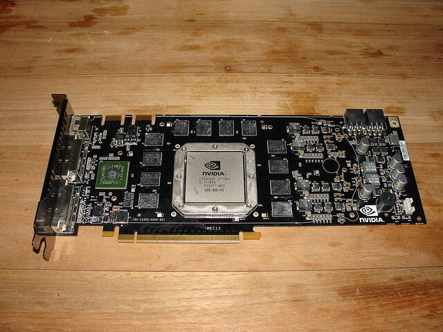 EVGA e-GeForce 8800 Ultra Super Clocked Ediiton without HSF top