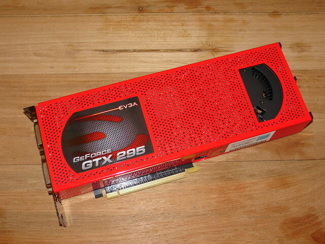 EVGA GeForce GTX 295 Red Edition PCI-E 1792MB 896Bit GDDR3 Rev.A1 1509 top.JPG