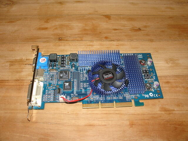 Hercules 3D Prophet III AGP 64MB 128 Bit DDR Rev.A 0108 top