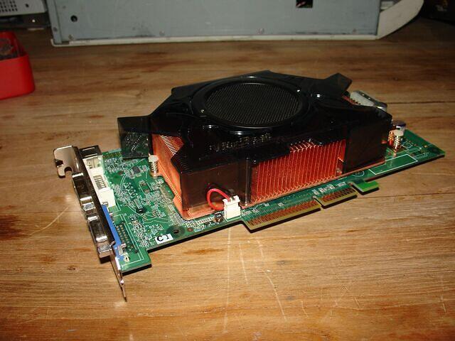 Leadtek 6800 GT AGP angled top